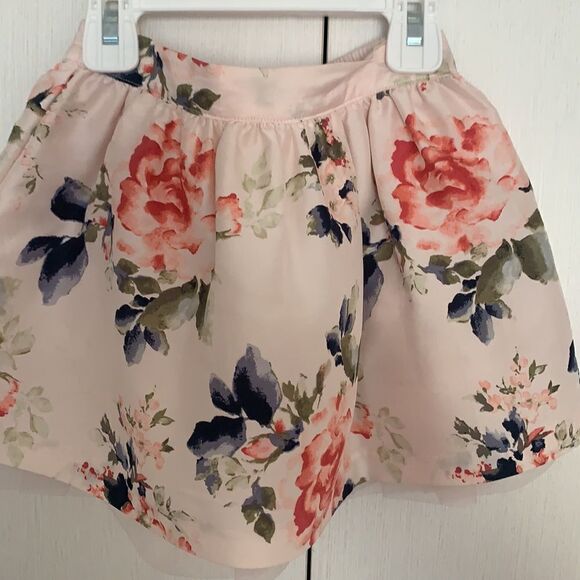 🎉last deal 🎉Janie & Jack silk skirt - Picture 2 of 6